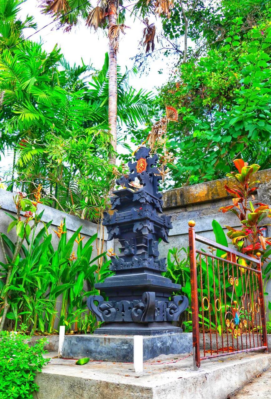 Zentiga Surf Hostel Canggu  Exterior photo